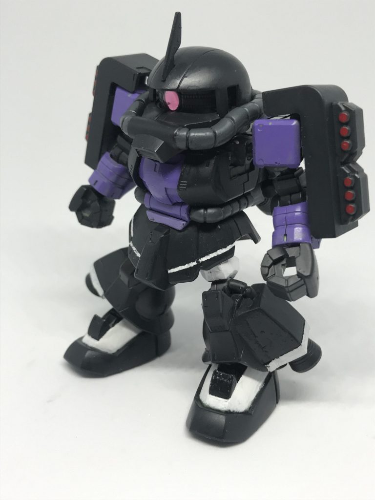 前回のグフカスタムの改造で余ったシールド2つを活用。