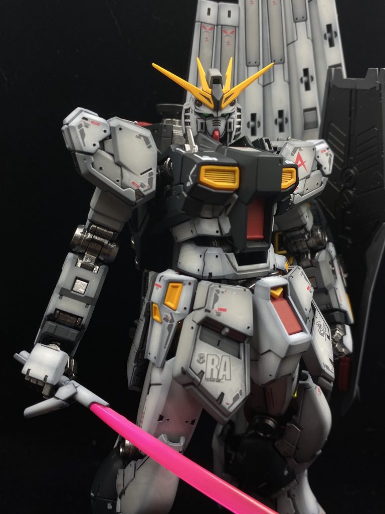 RG νガンダム–4枚目/制作者：かど