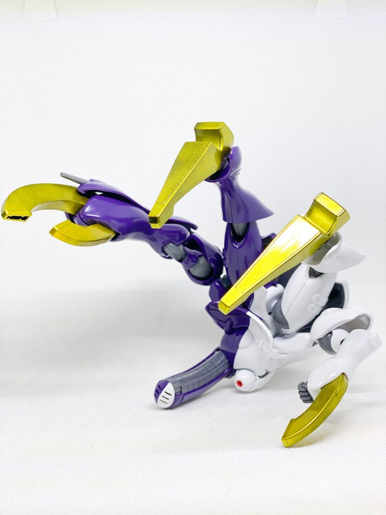 MA形態フロントビュー。 