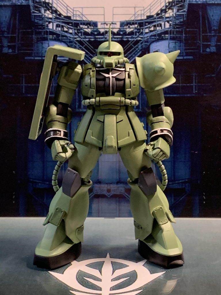 頭部改造、腕部・脚部延長、シールド拡張、バックパック拡張、装甲及び装飾追加を行いました😊