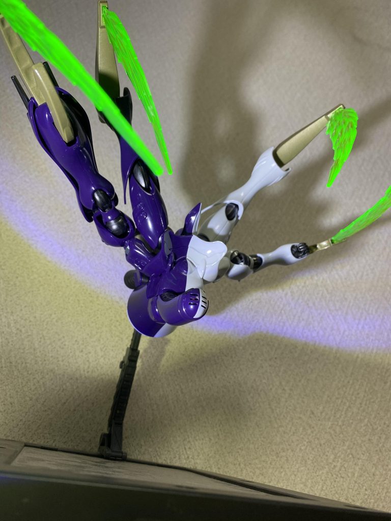 偉大なるディキトゥス、そのMA形態。あらゆる敵を粉砕する、素晴らしい造形である。