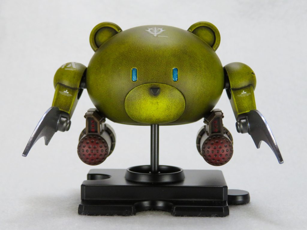 コトブキヤのマイナスモールドや、WAVEのRリベットでディテールアップしています。