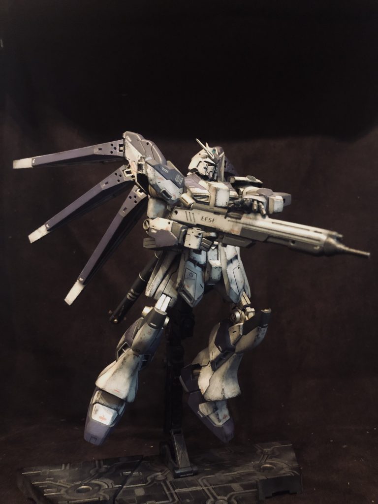 Hi-ν Gundam–8枚目/制作者：mammon