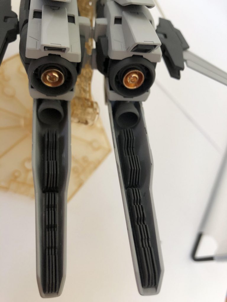 脚部の椎茸もお気に入りポイントの一つ。因みに脚部はクタン参型のブースター部分とGNアーチャーの背負いものを組み合わせて作っています。