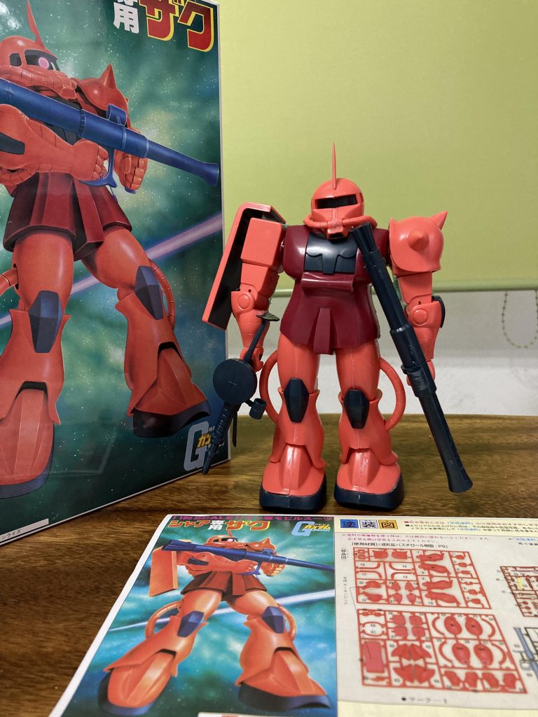 当初は素直にシャア専と思い大河原氏イラストを画像検索したところ、ガルマザビ専用⁈なにそれって発見してしまいました。
