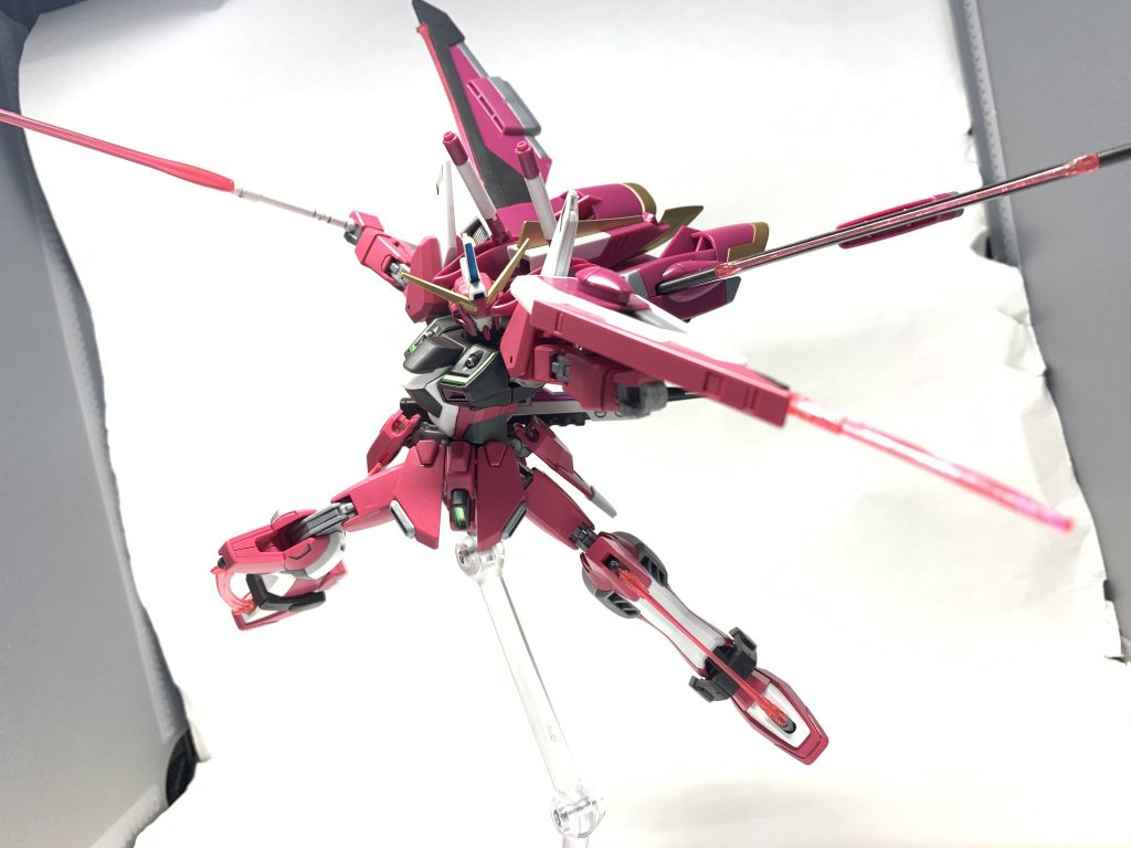 好きな機体で尚且つずっとHGCE化を希望していたキットなのでほんっとに発売されて嬉しいです。
    +