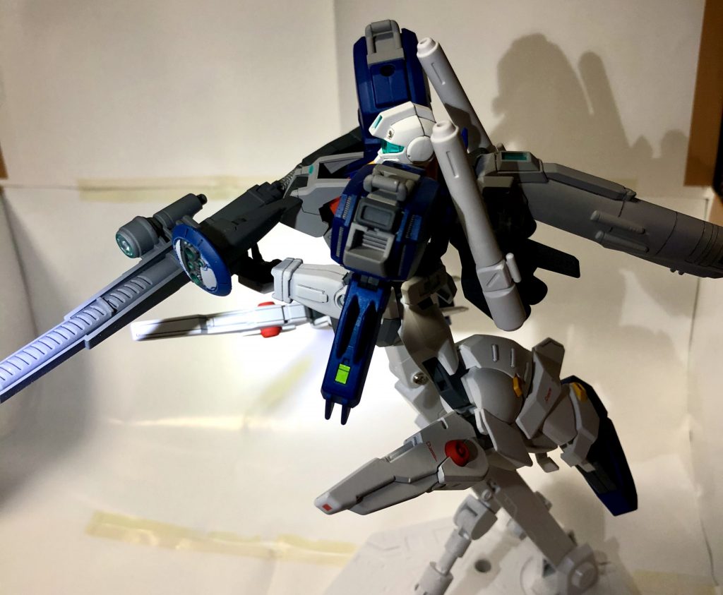 頭部とバックパックを交換すると量産機風味が出て来ますかね？