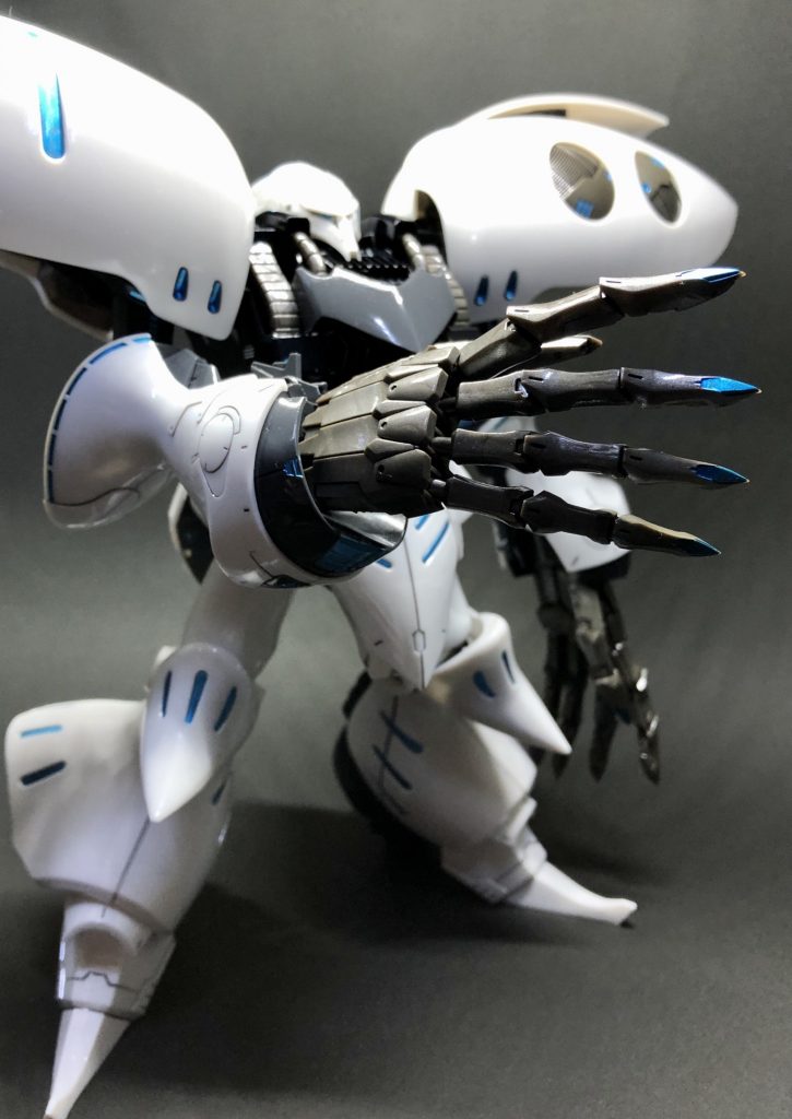 アイアンネイルもメタリックブルーで！ネイリストになった気分で塗ってみました笑