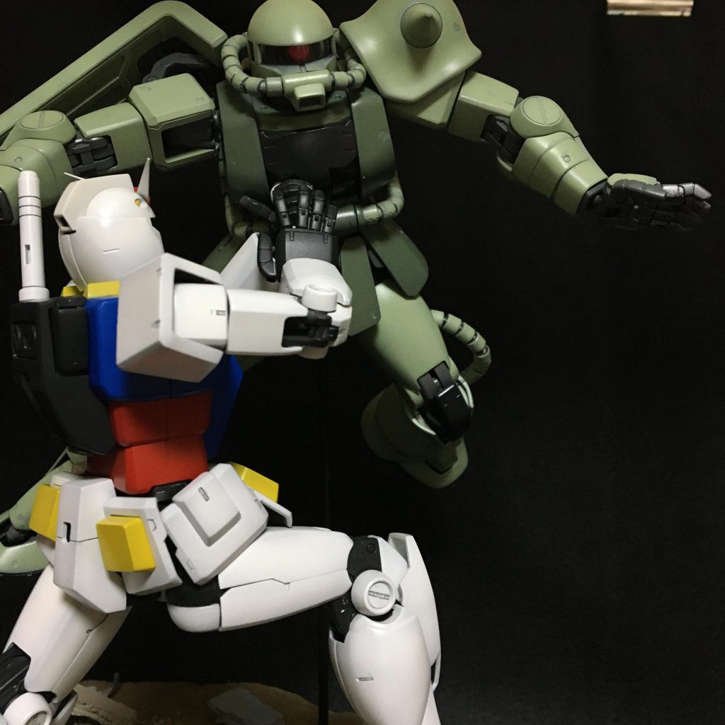 MGガンダムとザクⅡのジオラマ–3枚目/制作者：ogagaga