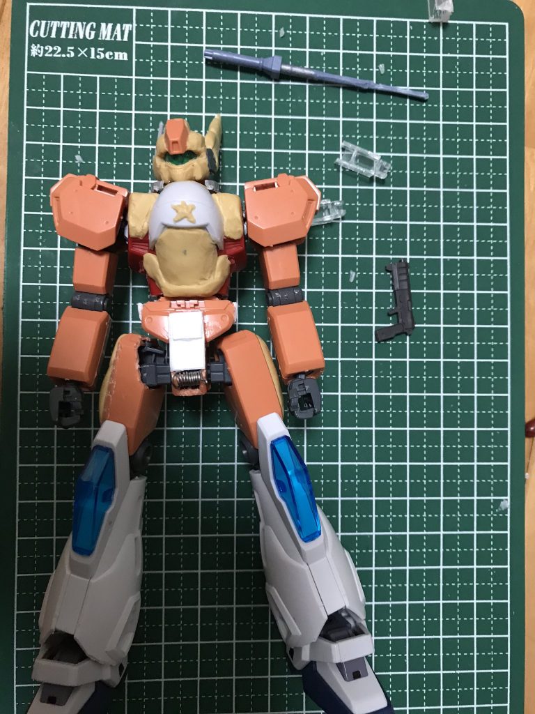 パテを盛り、
色を塗ったら完成です!