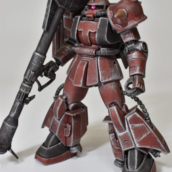 別名「ゲルググの皮を被ったザク」