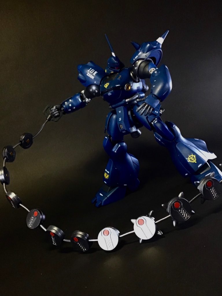 チェーンマインはレッド・ゴールド・シルバーで部分塗装してあります。