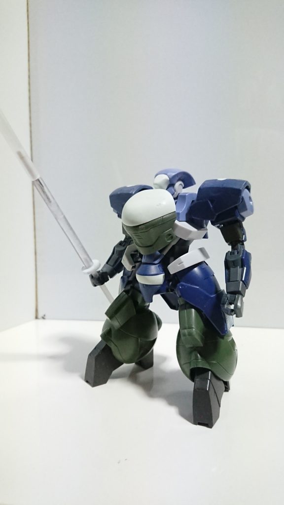 作ってて頭にいたのはイメージしてたキャラじゃなくてキン肉マンのストロング・ザ・ブドウでした。