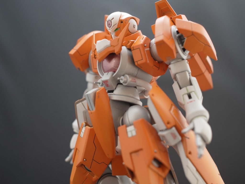 普段は無反応の小学生の息子達が、これには興味津々でした。やっぱりオレンジ色が良かったと見受けられました。実は、かなりうれしかったです。