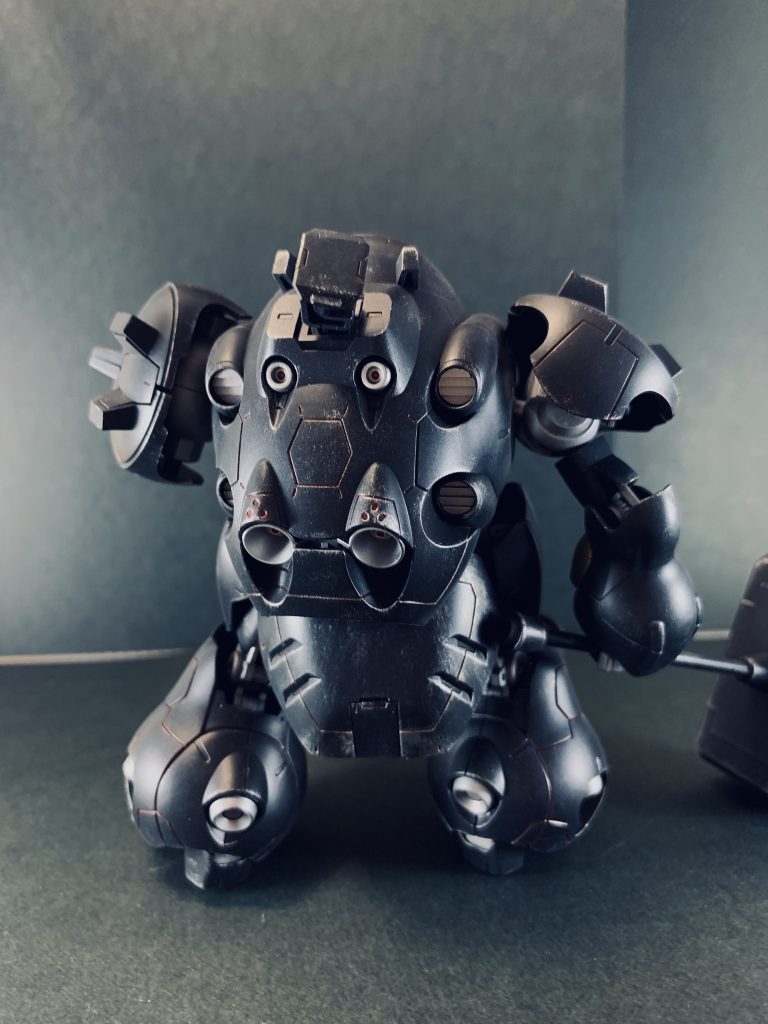 赤で墨入れ、汚し過ぎないよう念を押しながらウェザリングしました^_^