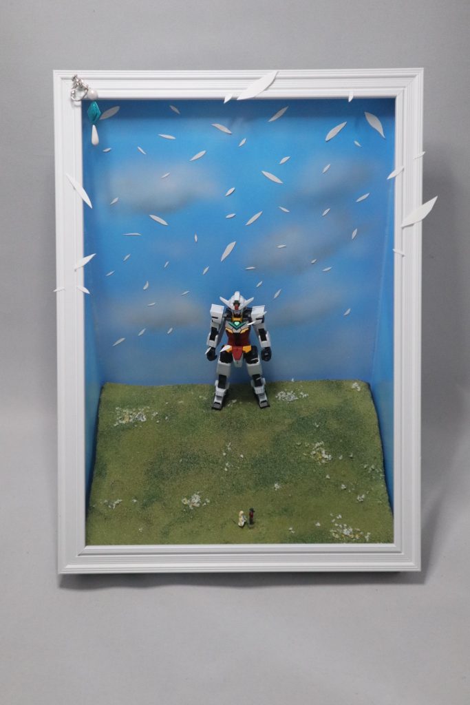 全体像。
思い出的な印象を持たせるべくフレーム付けてみました。
ヒロトの部屋の写真みたいにすることも考えましたがこっちの方が好きなのでこれにした感じです。
絵とか切り抜いたら模型的に嘘くさくなっちゃいますし。