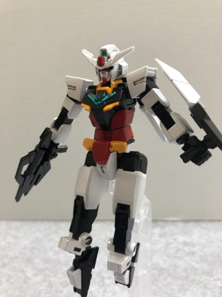 アーマー5体組み換えて撮影した為
塗装剥がれカーニバルですwww
@エナメル墨入れで肩にクラックがorz
まぁコアガンダム 自体はまだ3体ランナーごと眠っているので気にしなーいwww