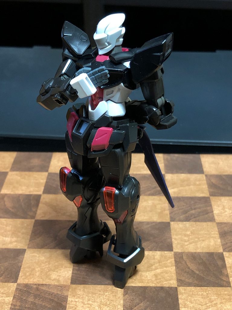 素組状態。頭は辟蛇、手はビルドバーニングを尻尾はアルスコアガンダムのバックパックを移植。あとはG-エルスを使用してます。