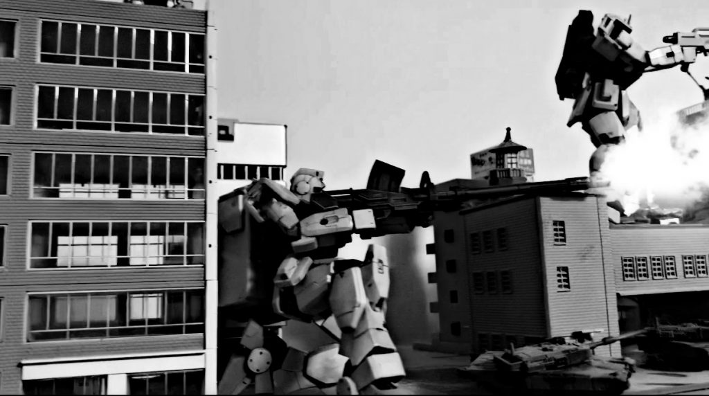 180mmキャノン発射