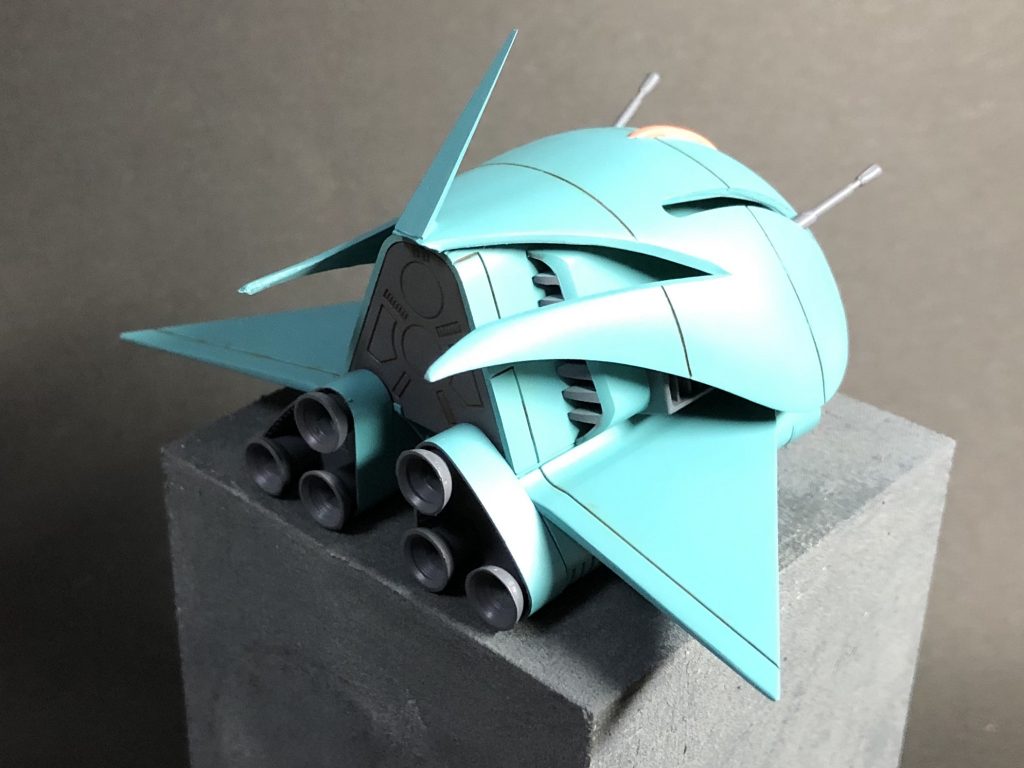 筋彫りもスミ入れしやすいようにニードルでなぞりました。