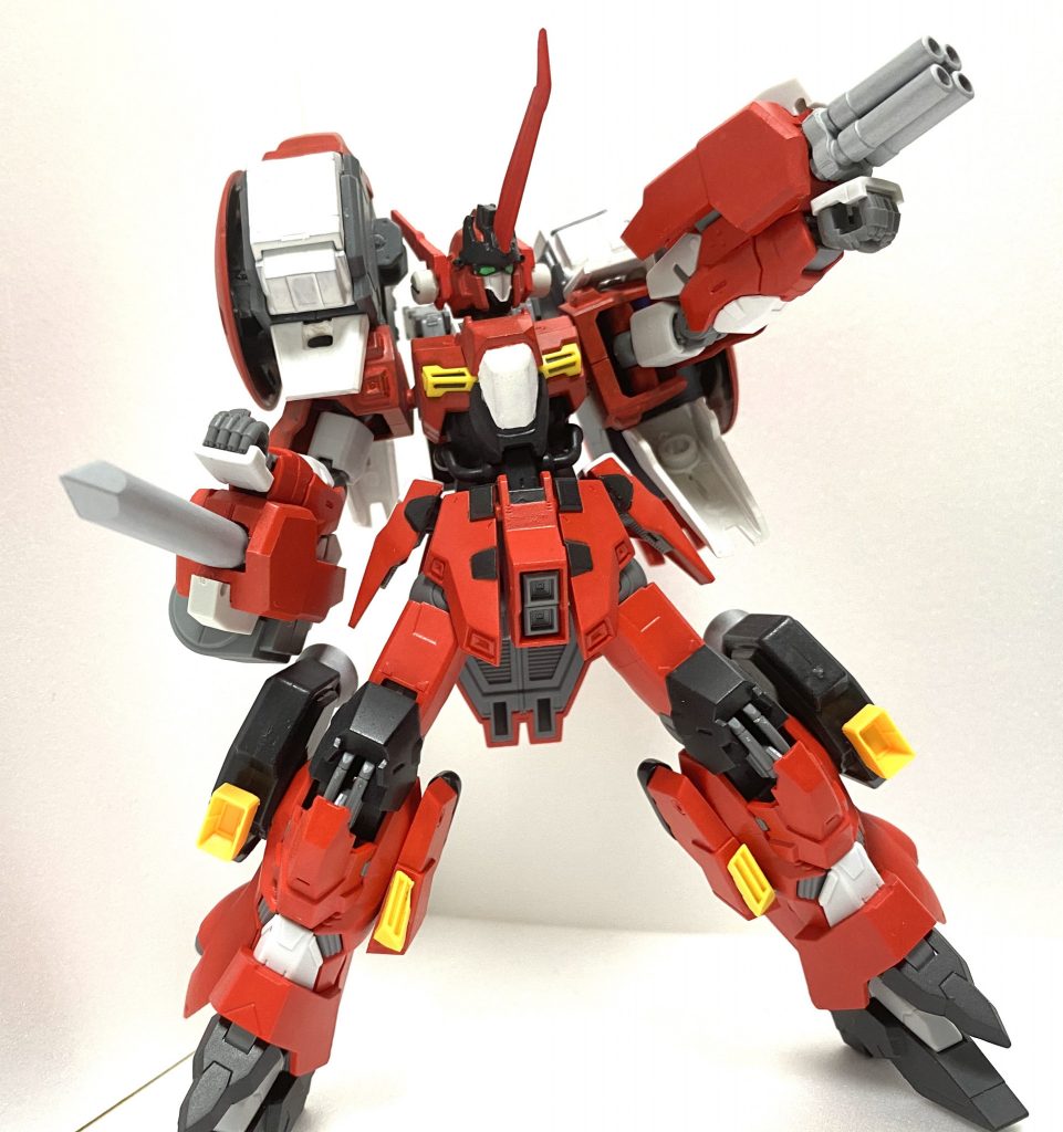 4連マシンキャノン
牽制用の実体弾装備。
MGユニコーンのビームガトリングの砲身から作成