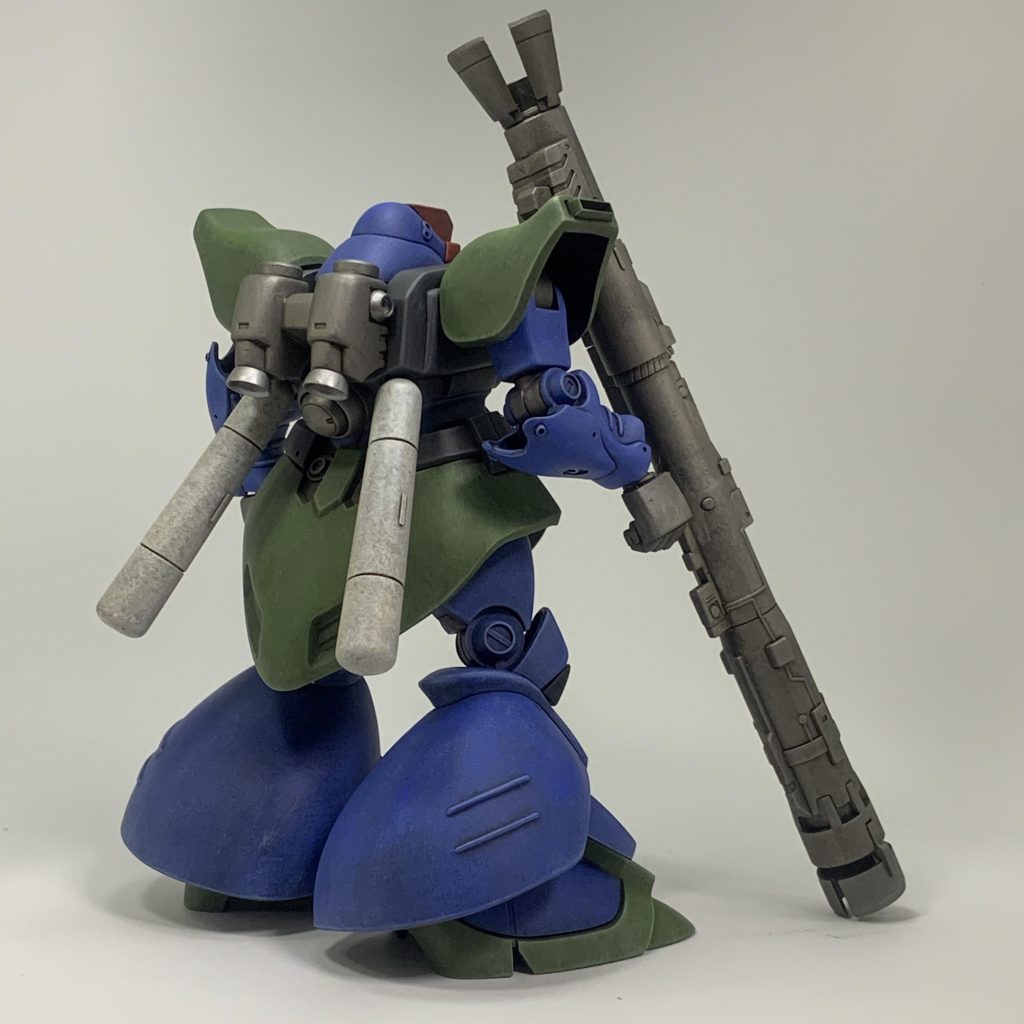 背面の形状も良い感じ😍
    +