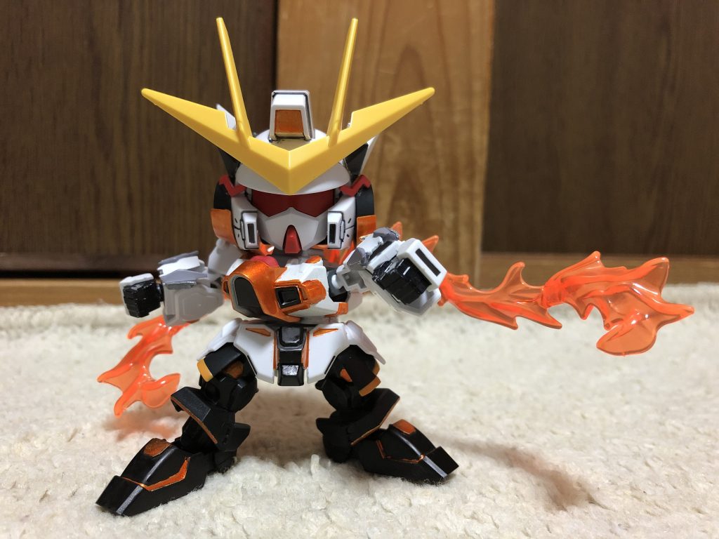 もう少し女の子らしくしたいと思いAGE-3から頭内部を拝借。これで行くことに。