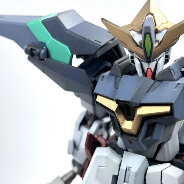 HGBD ガンダムイージスナイト