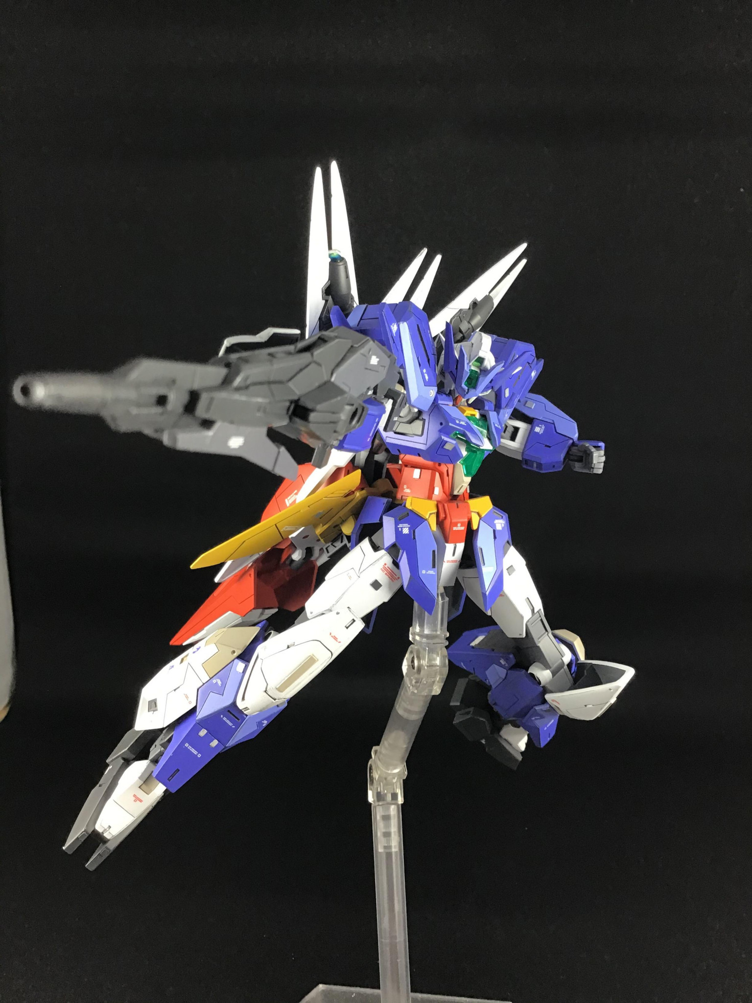 クーポン対象外】 HG ユーラヴェンガンダム Hi-ν[NEU] Ver.Ka 模型