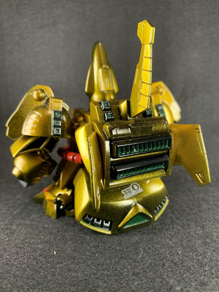 デカールは印象的な物を最小限に貼ろうという事で、胸に「JUPITRIS」とリアスカートの「THE-O」のみです。クリアーイエローで塗ったんですけど、仕上がりは百式のゴールドっぽくなってしまいましたが、まあ...いっか。