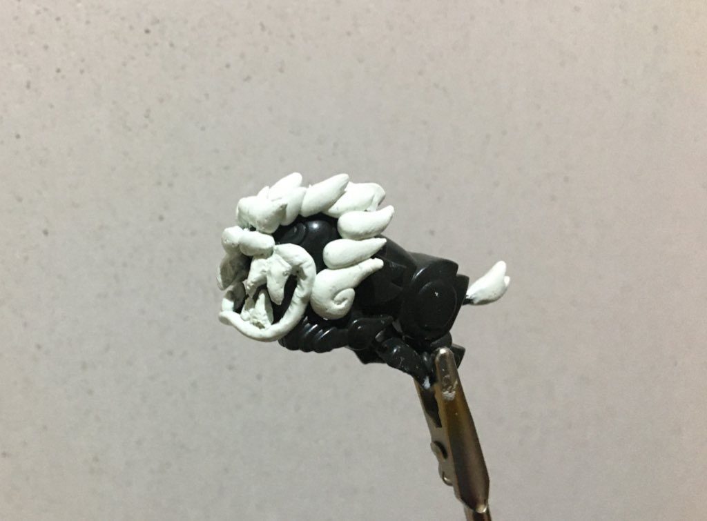 アニマルスピリット成形に苦戦...