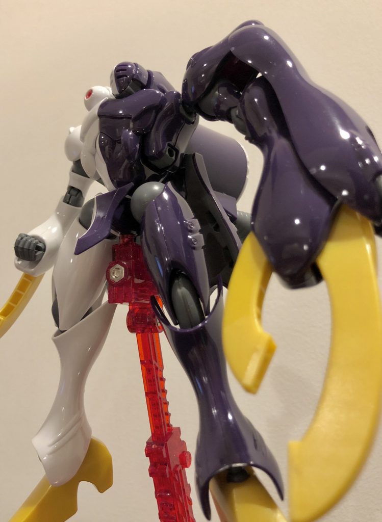 テッカテカの成形色！