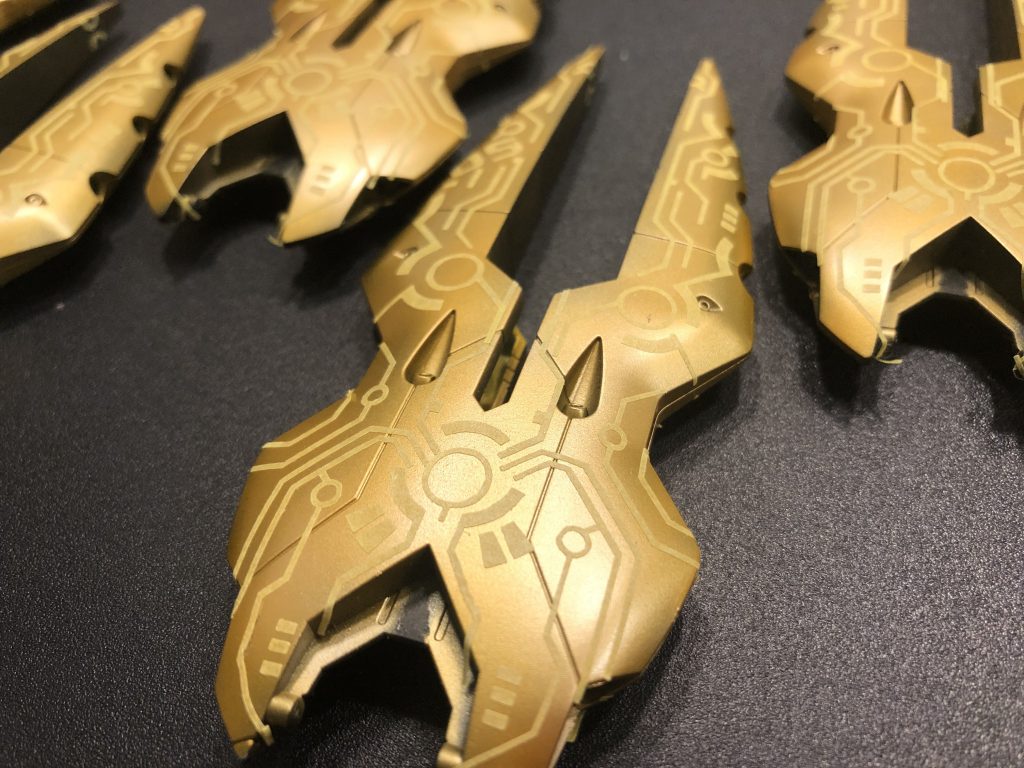 スカートファンネルのパターンマスキングです。裏表で合計12回同じ作業を行いました。