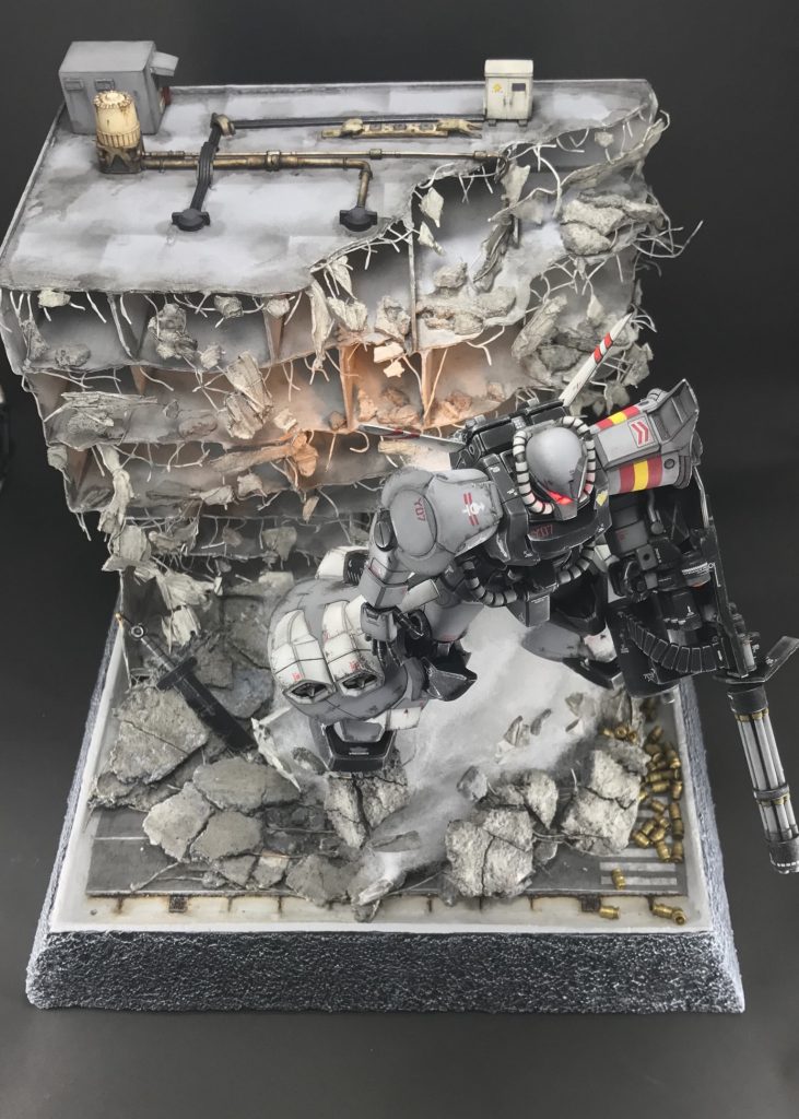 上からです。ビルの屋上を頑張りました。