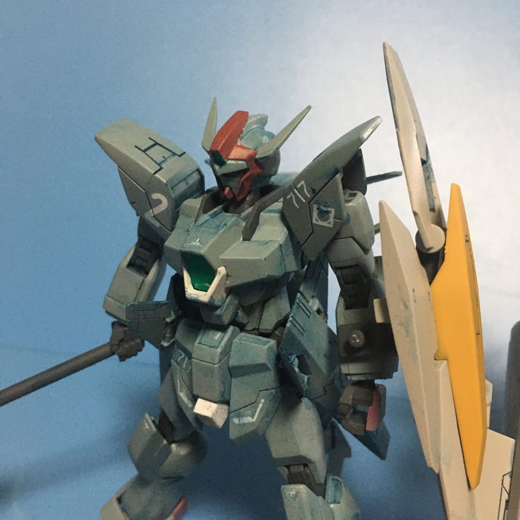 ランシエ。元は赤い機体です。