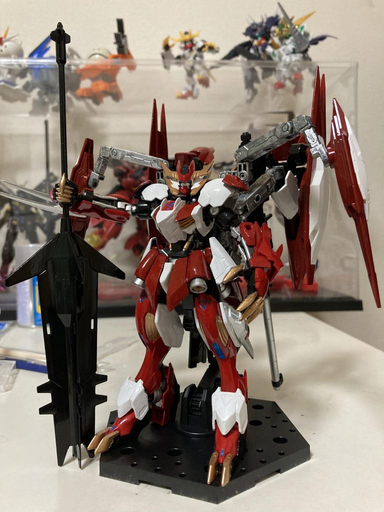 シールドブースターを展開。通常運用時の状態
    +