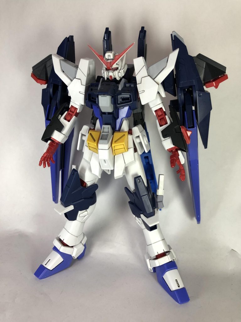 制作ポイントは主に、ハイペリオンの頭部加工、プリスティススクラッチ、脹脛のサーベルホルダ、イータユニット下部作成など