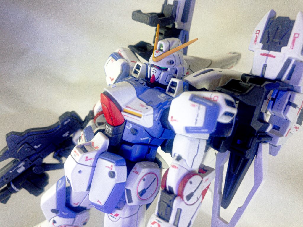 主な改修点は首・腕・足首を延長したり短縮したり、スジ彫りなどディテールアップしました( ´∀`)