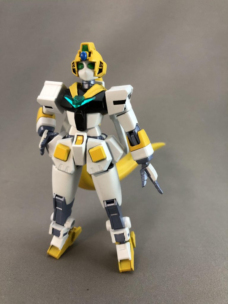 機体名:コアティンカー
名前の通りコアガンダムの改造機です。
主にノーベルガンダムとミキシングし、女児っぽさを前面に押し出しました。
主に胴腰腕がノーベル、その他がコアガンダムです。