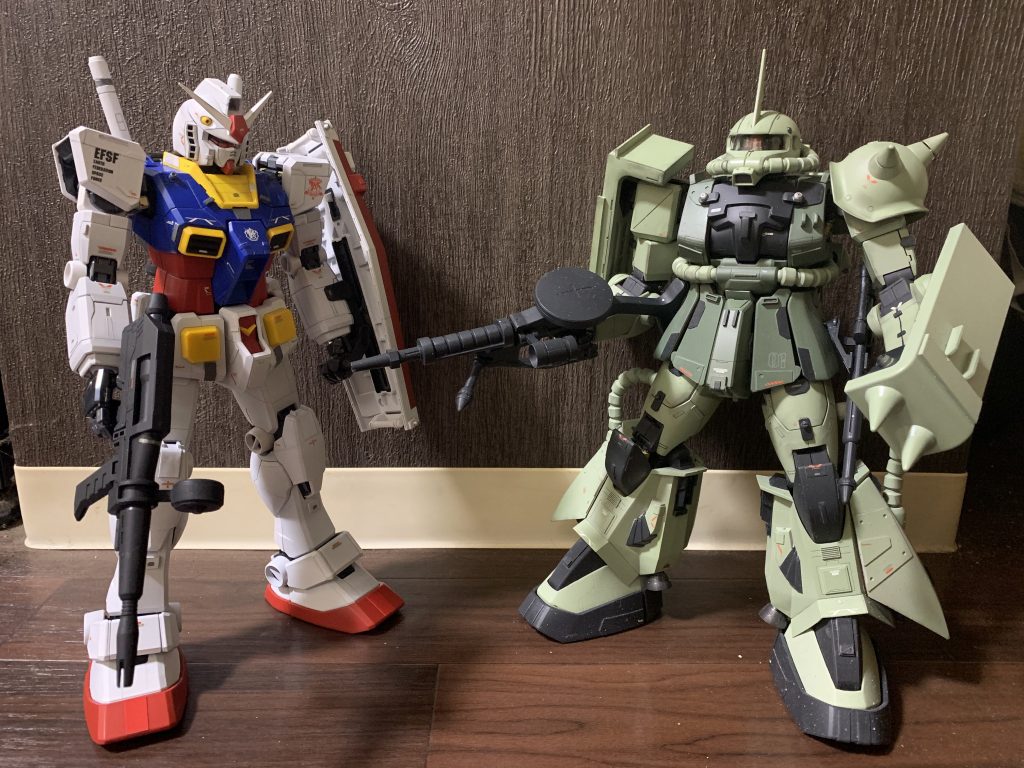 1/60ガンダムと1/60高機動型ザク