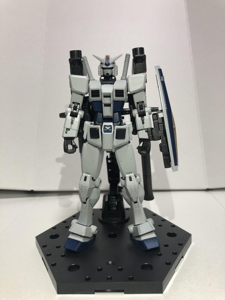 基本的にプロモーションはいじらず、武装の追加とカラーリング変更を行っています。