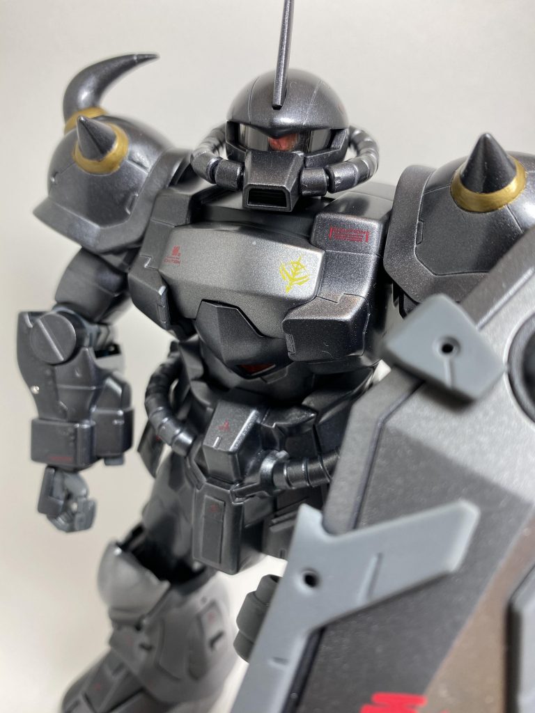 しっかりジオンマークも入れました！