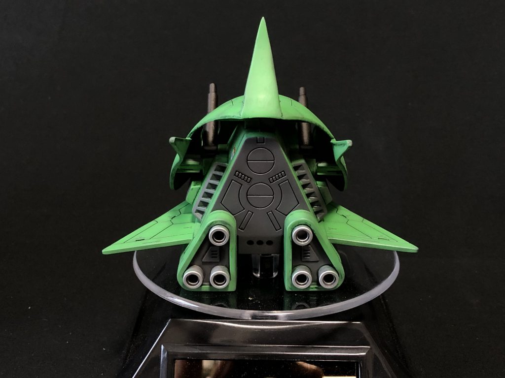 スラスター部分は1パーツで整形されているので、マスキングにて部分塗装。筆塗りの方が早かった。。。
    +