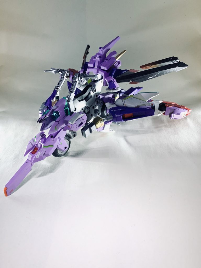 アーマーはバイクっぽいやつになります。HGマシンライダーを使用。
    +