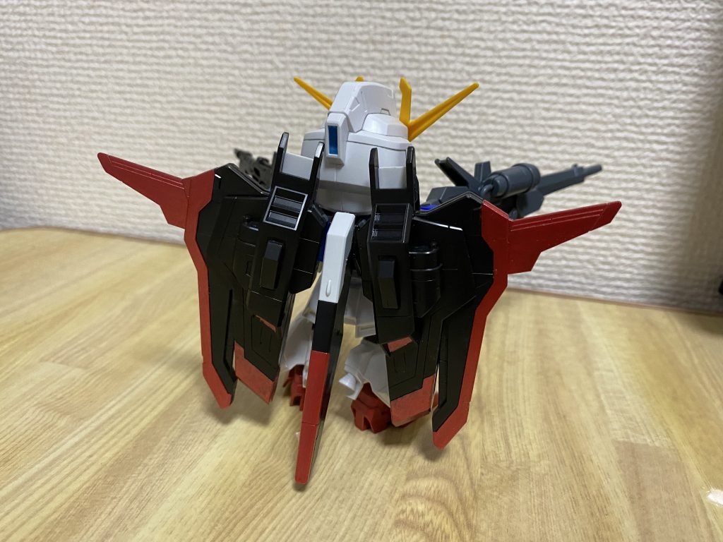 差し替え背中側。