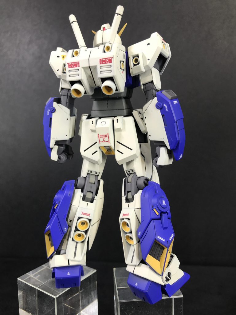 バックショット好きですね(^^)
    +