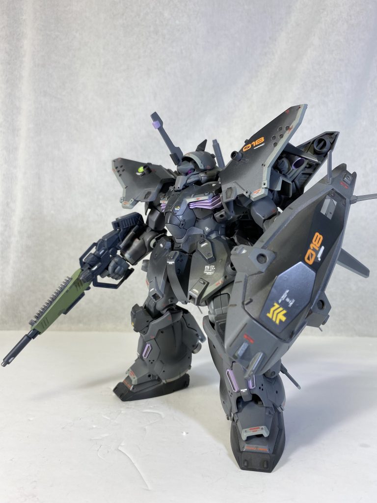 各種ポーズで。