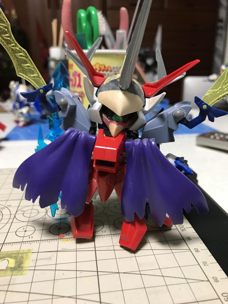 キャノン形態は騎士なのでオミットするか迷いましたがフューラーザタリオン要素を入れる事で世界観に合わせました