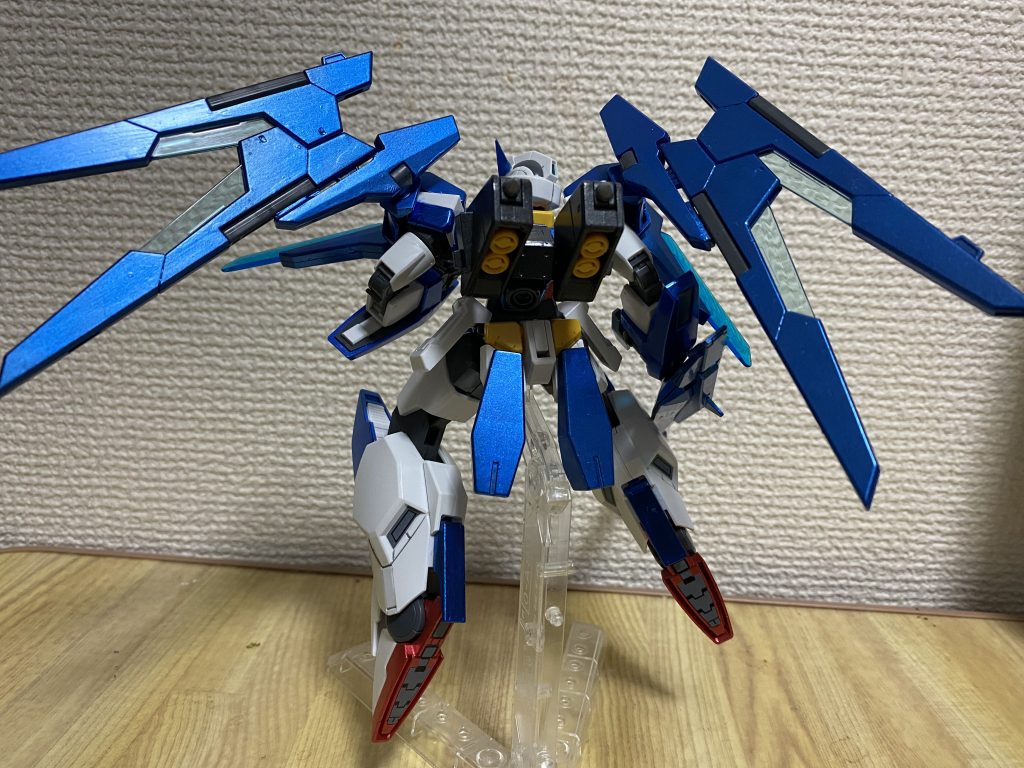 背面
お尻にいつものシールドビットあります