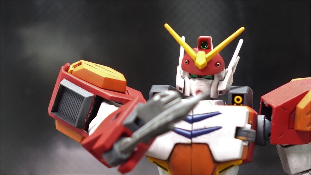 最後にナイフ構えポーズで。アーミーナイフの撮影は一番難しかったかもこれより下では製作中の写真とその解説をしています。良ければご覧ください